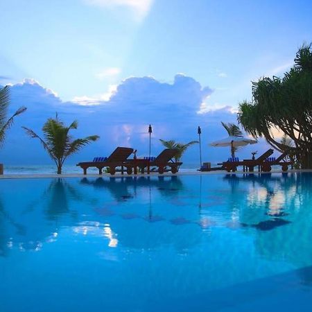Whispering Palms Hotel Bentota Dış mekan fotoğraf