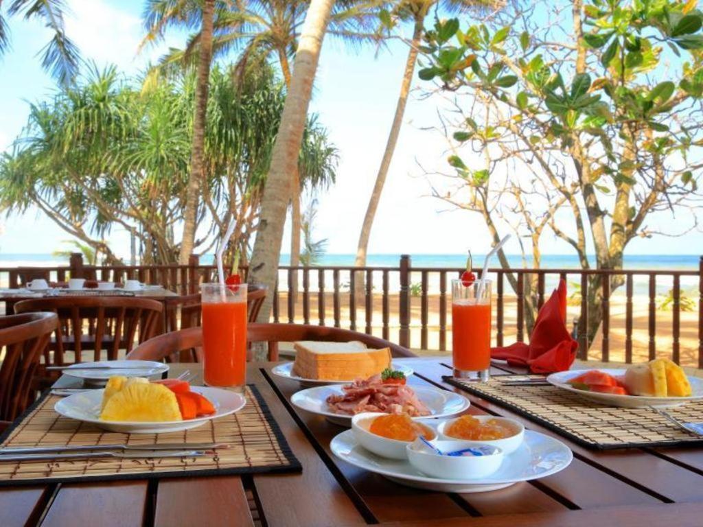 Whispering Palms Hotel Bentota Dış mekan fotoğraf