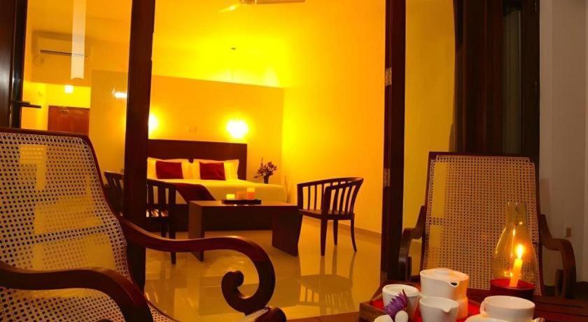 Whispering Palms Hotel Bentota Dış mekan fotoğraf